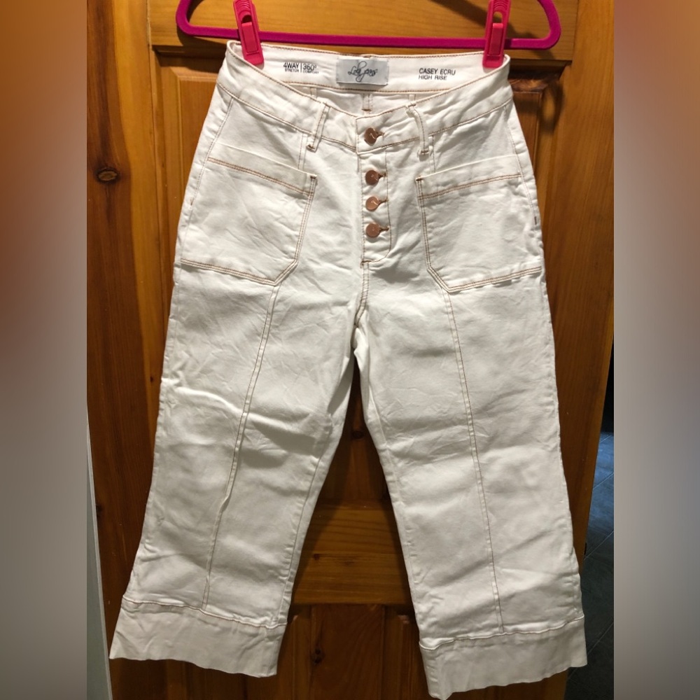 EUC Women’s Lola Jeans Capris